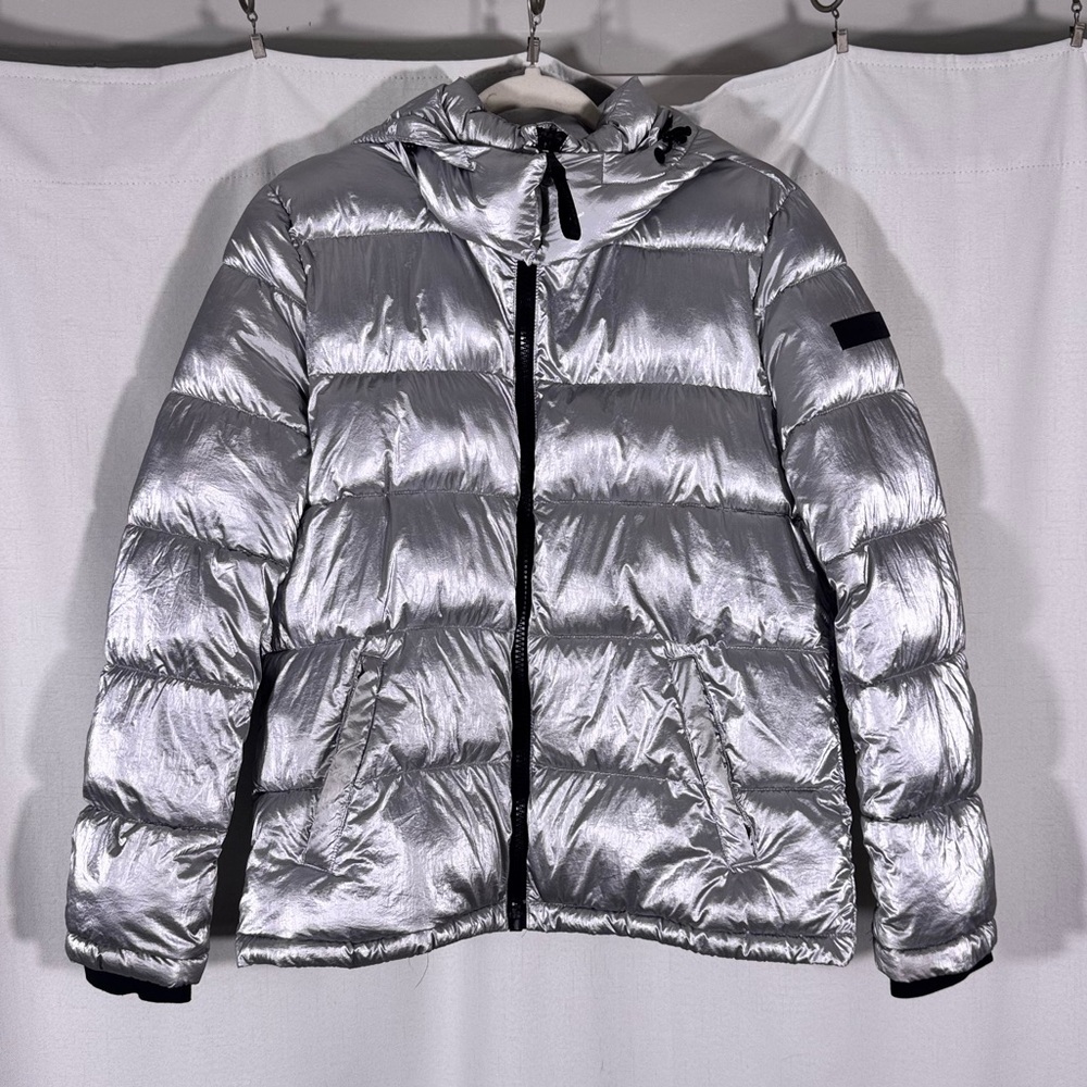 Calvin Klein Men’s Metallic Silver Puffer Jacket